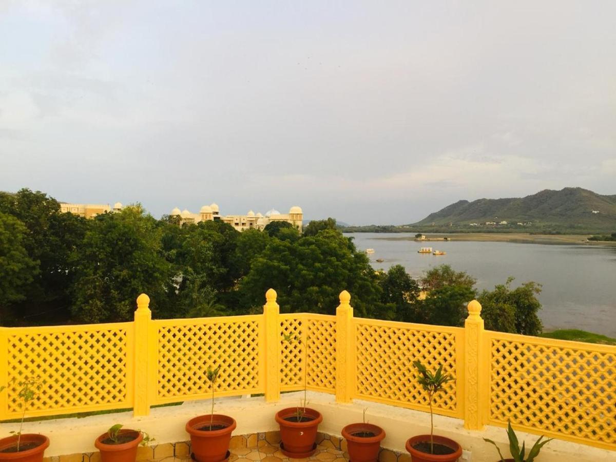 Haveli Jai Durga At Pichola Lake Hotel Udaipur Exterior photo